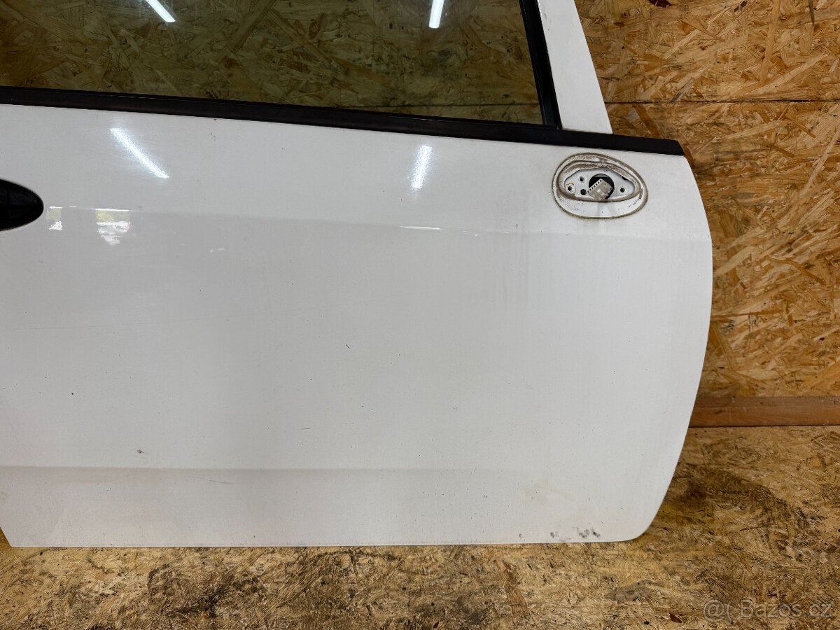 PRAVÉ PŘEDNÍ DVEŘE FIAT LINEA 2007-2012 - 4