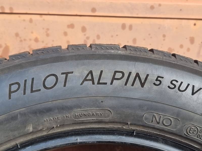 Zimní Michelin 275 50 19 - 4