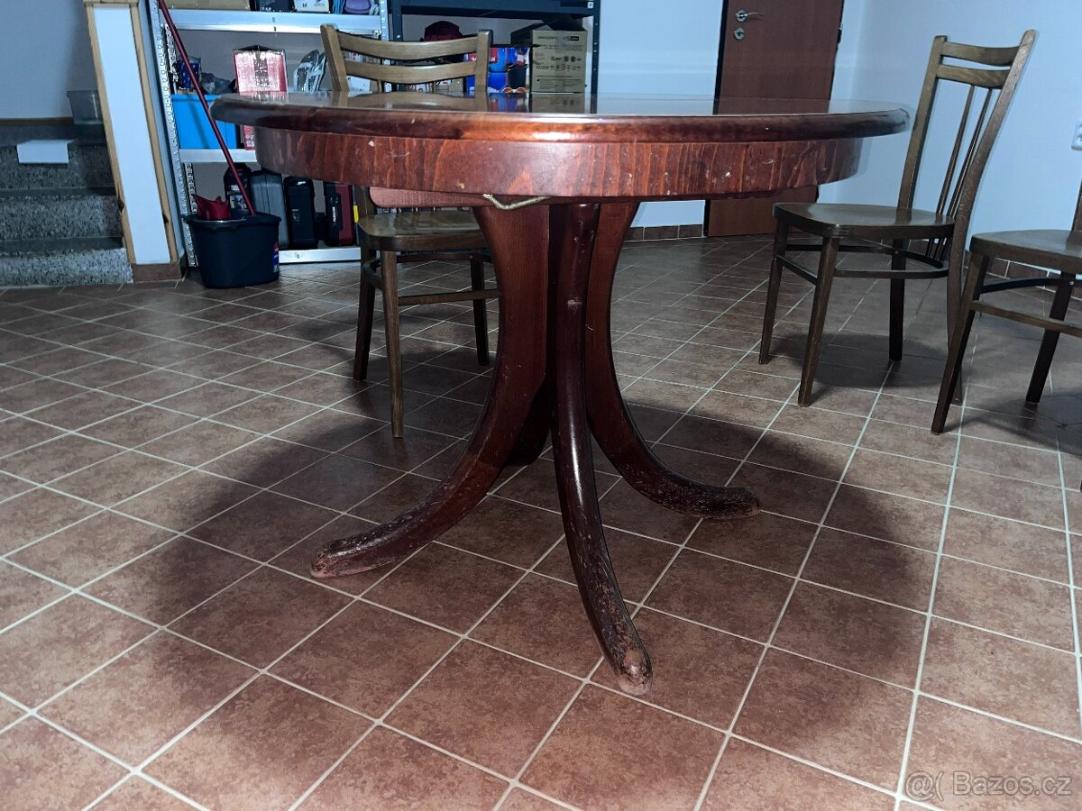 rozkládací jídelní stůl z masivu - 4