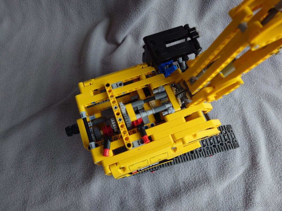 Lego Technic 42006 - 4
