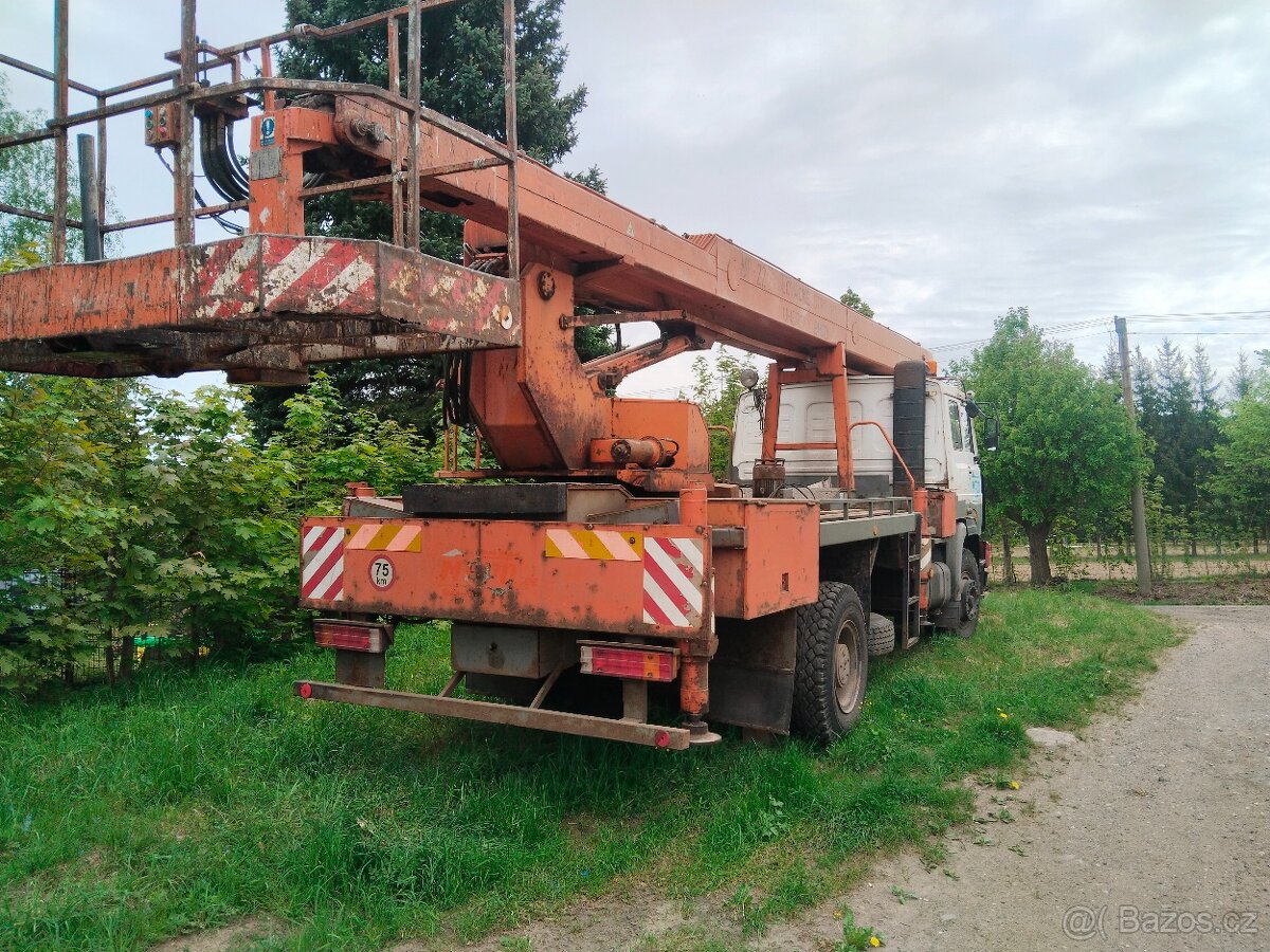 LIAZ 110 mp 22 plošina samojízdný stroj - 4