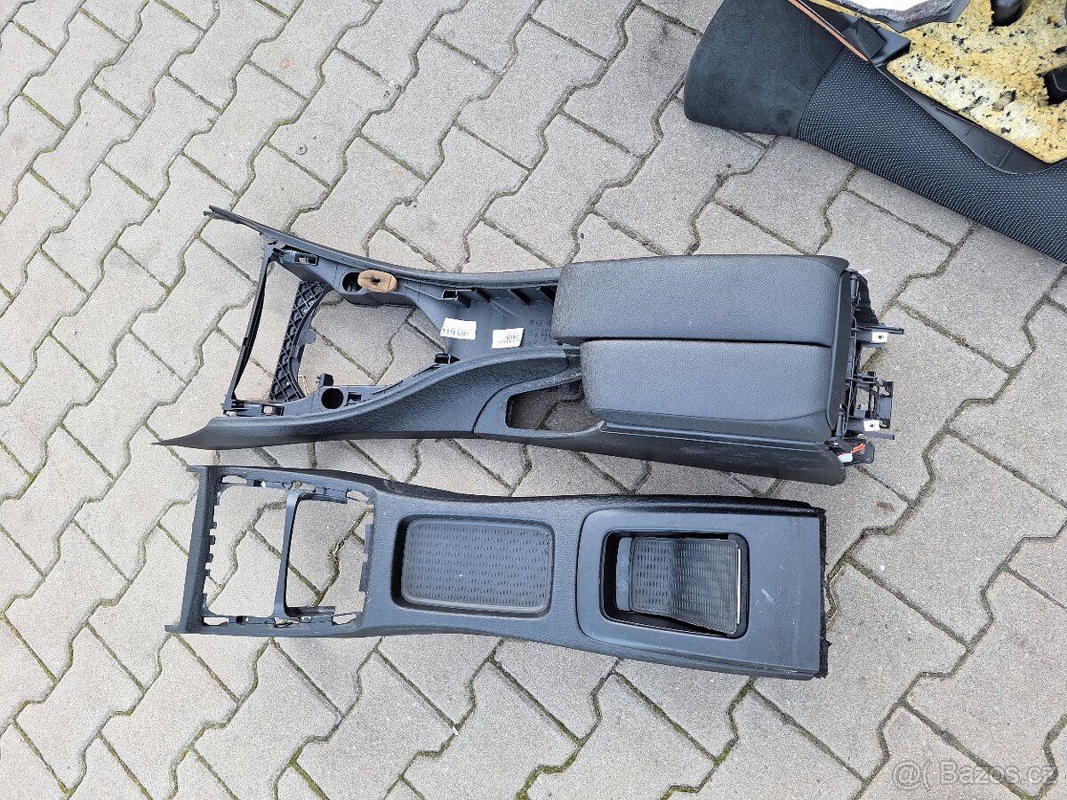 Náhradní díly 2x BMW e92 - 4