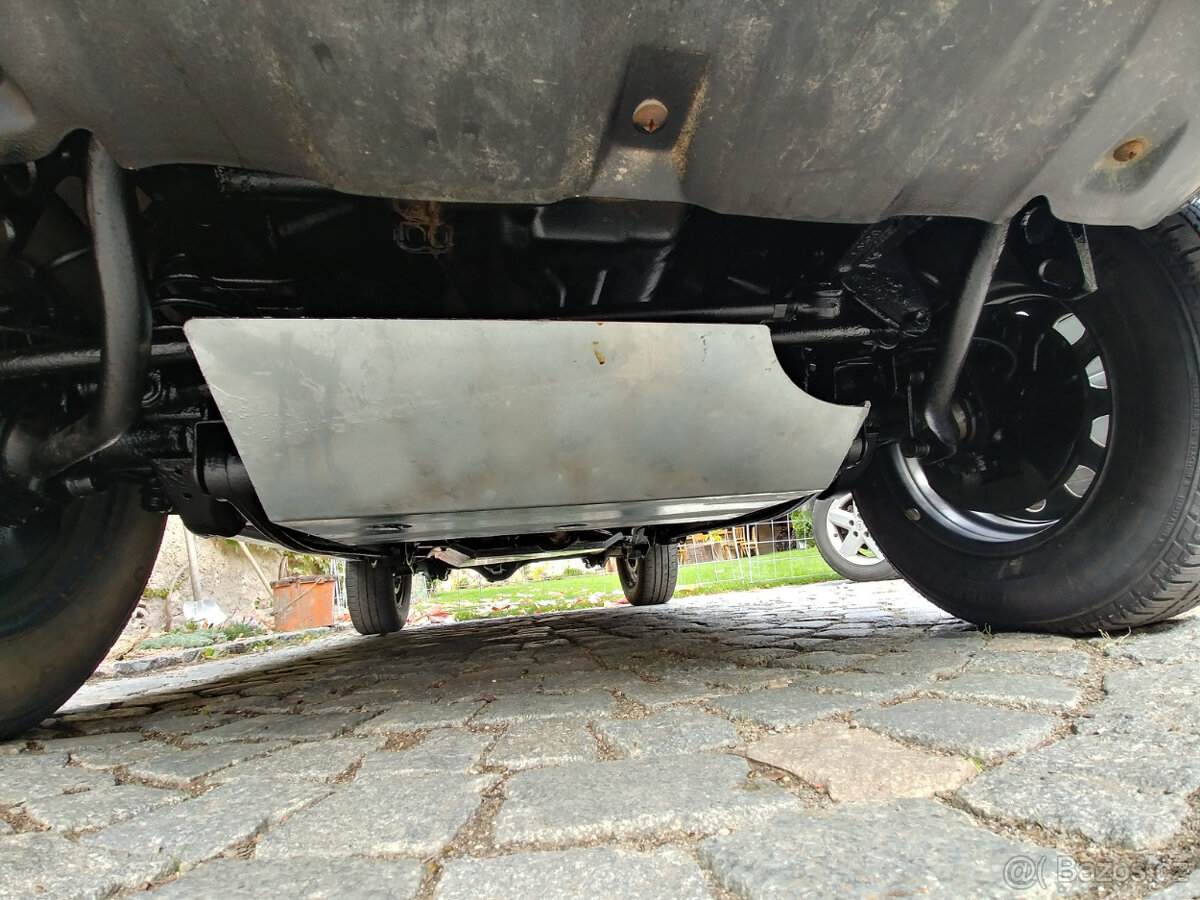 Suzuki Jimny - kryty podvozku - 4