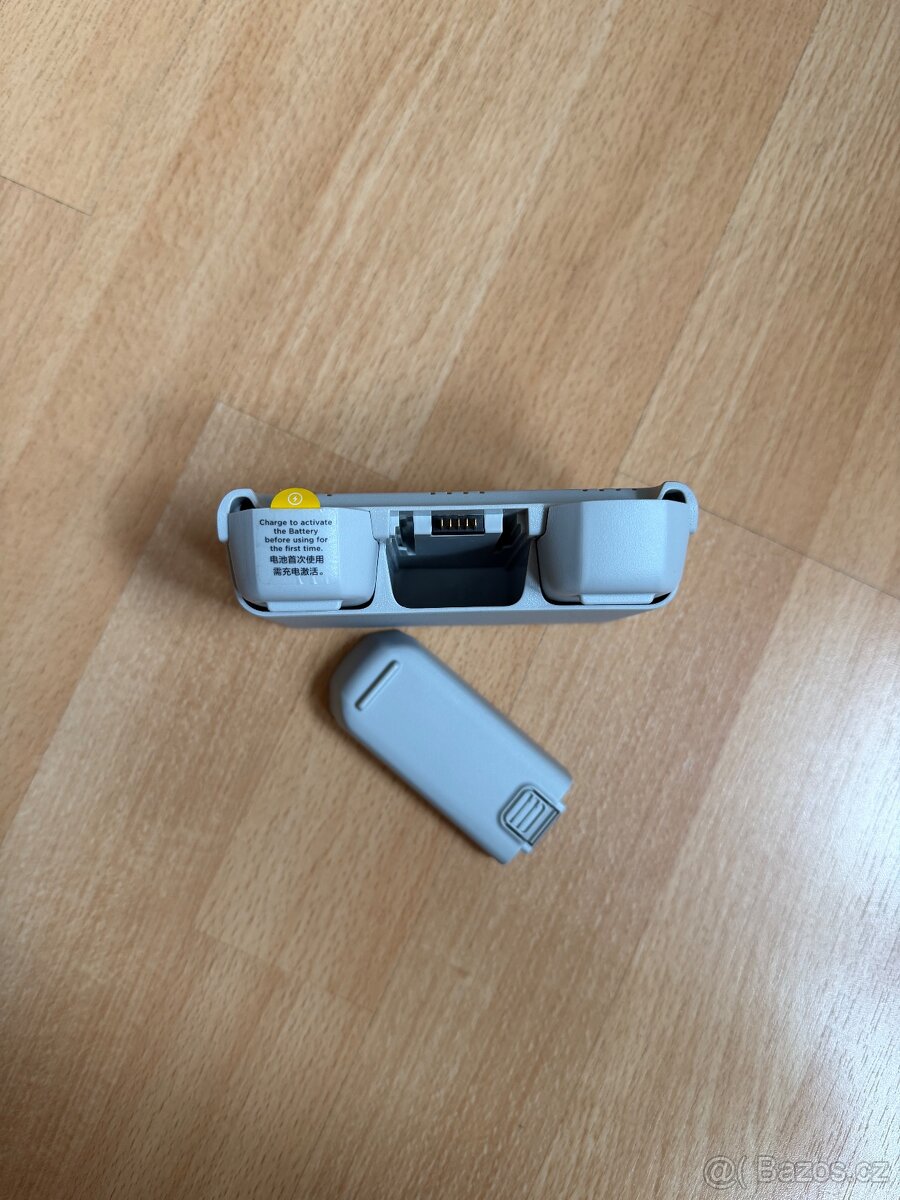 Dron DJI Neo Fly More Combo - 4