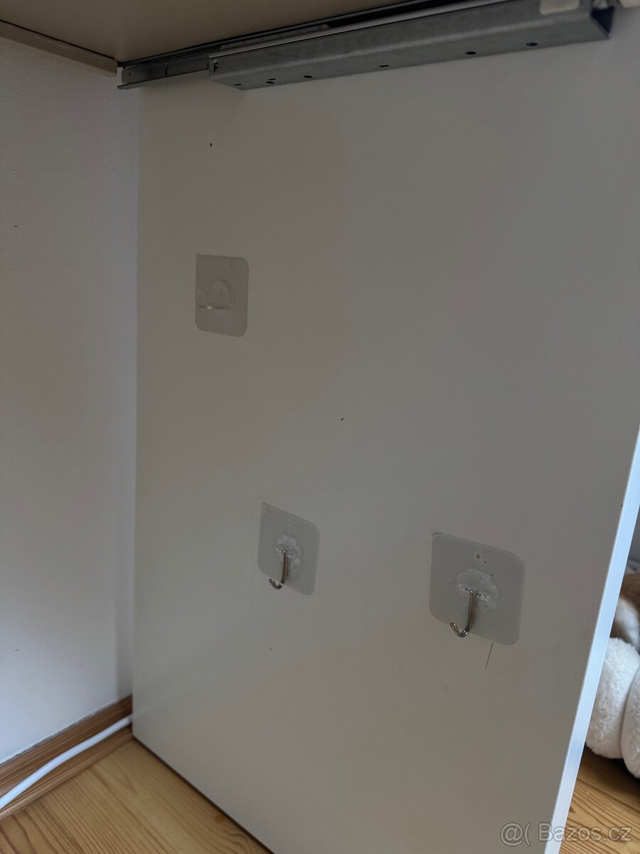 Make-up stoleček - 4