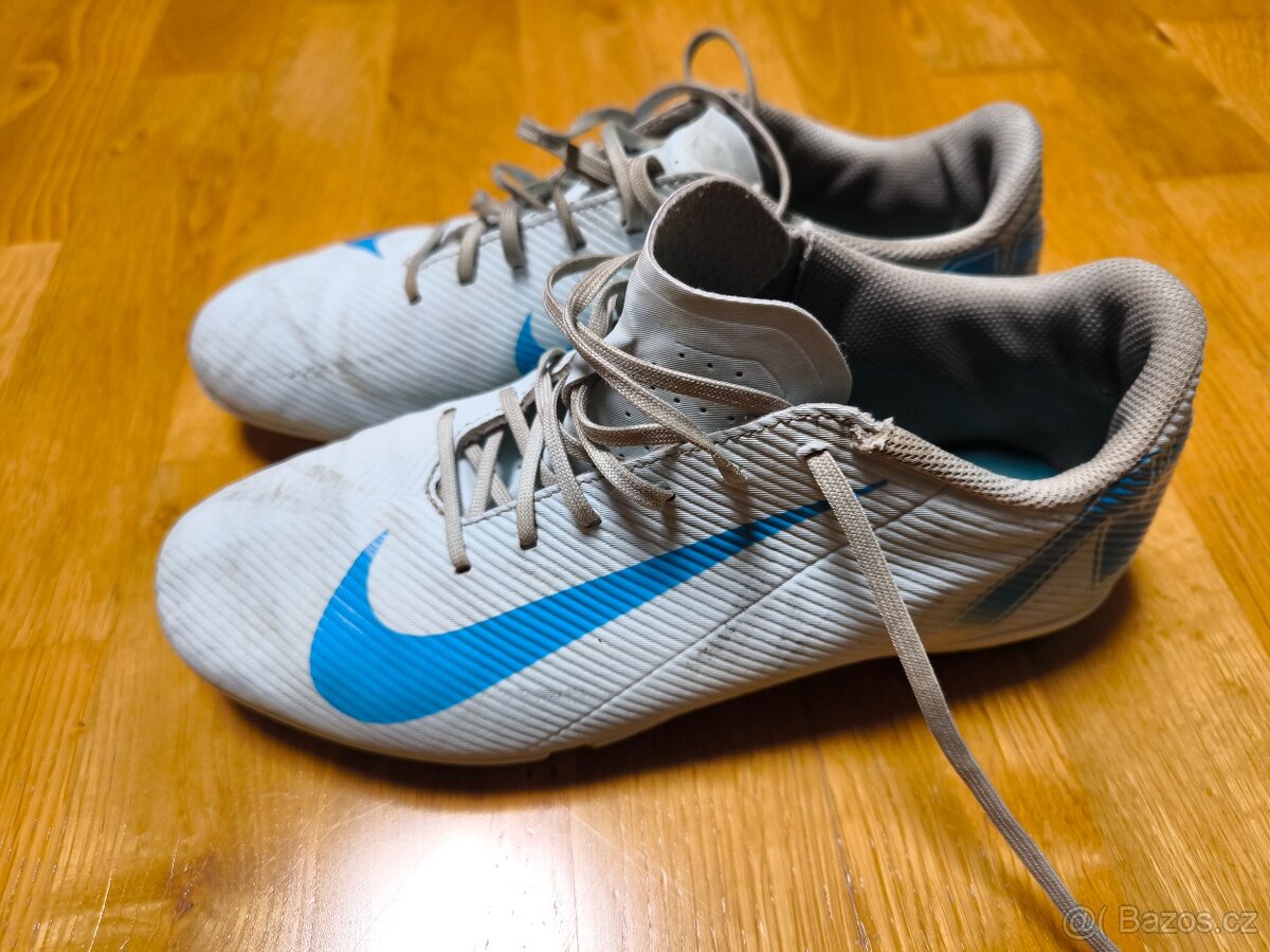 Kopačky NIKE Mercurial vel. č. 41 - 4