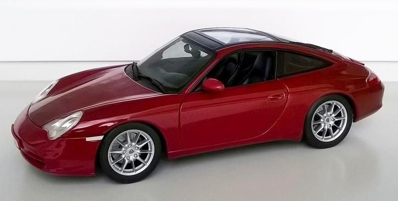 Porsche 911/996 - 997 1/18 - 4