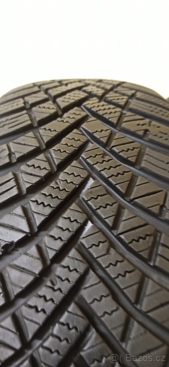 Hankook 195/65 R15 91T 5,5 - 6 mm - 4