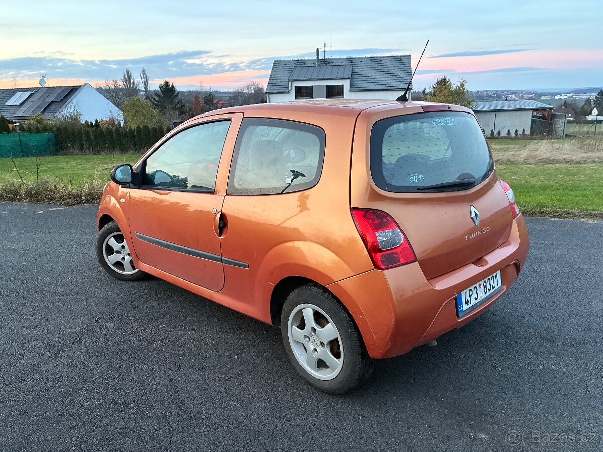Renault Twingo 1.2 56 kW 2010 - 4