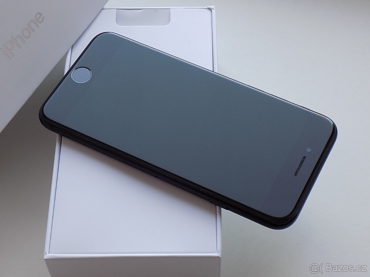 Apple iPhone SE (2020) 128GB Černý - ZÁRUKA - JAKO NOVÝ - 4