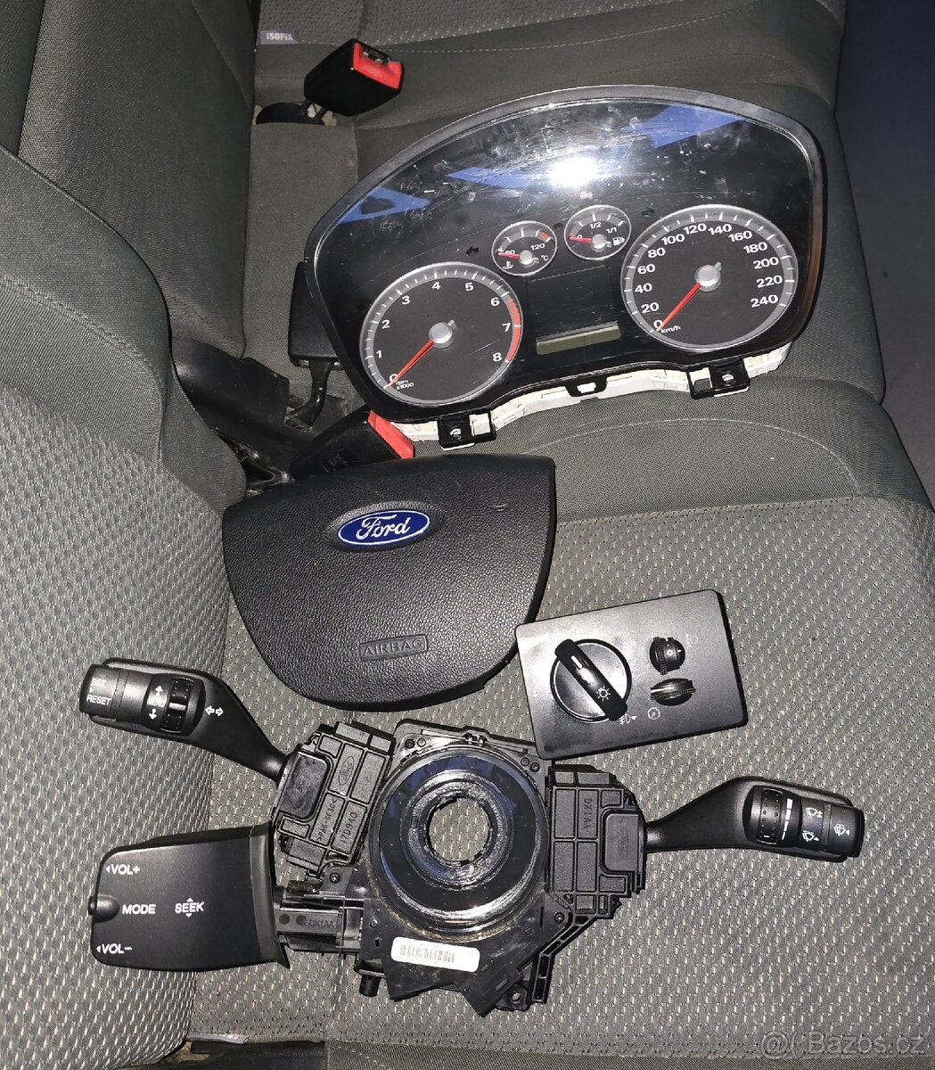 Ford Focus Mk2 hatchback ND - 4