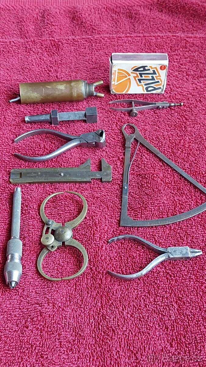 pozůstalost po HODINÁŘI - 4