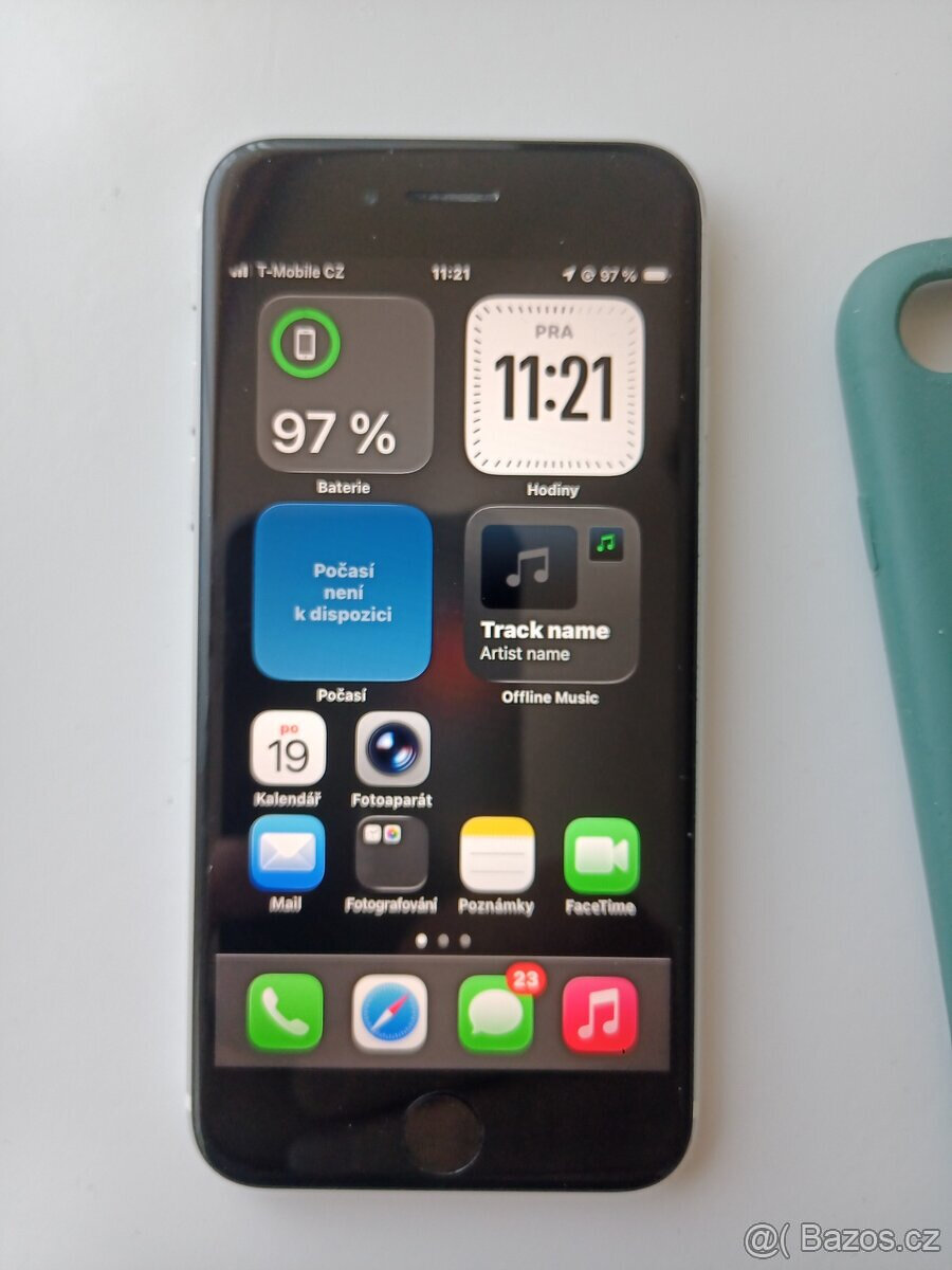 Apple iPhone SE 2020 64GB - 4