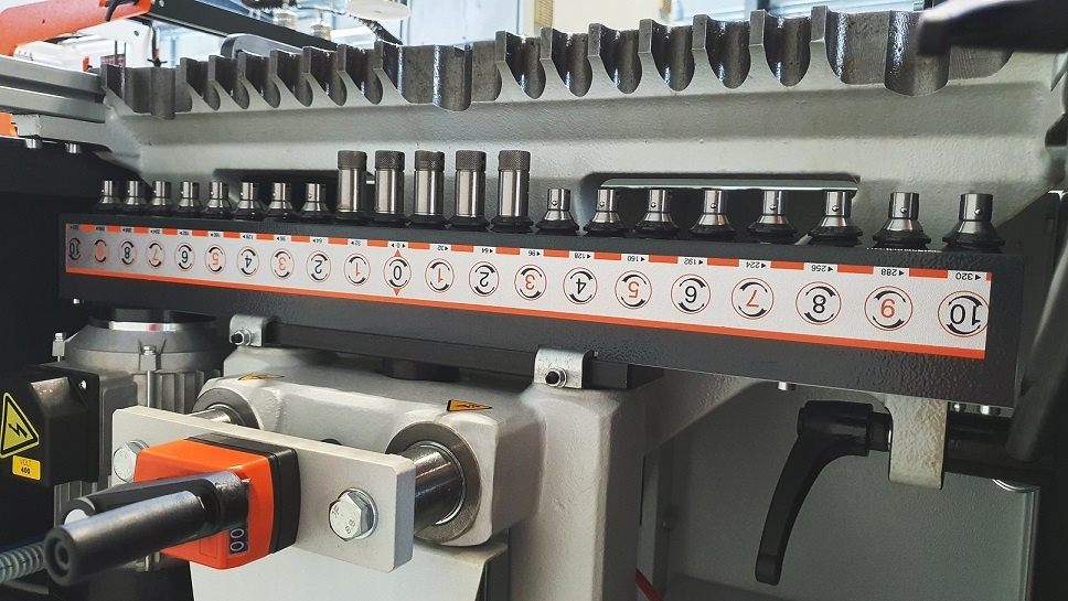 Vícevřetenová kolikovačka MAGGI BS 23 - 4