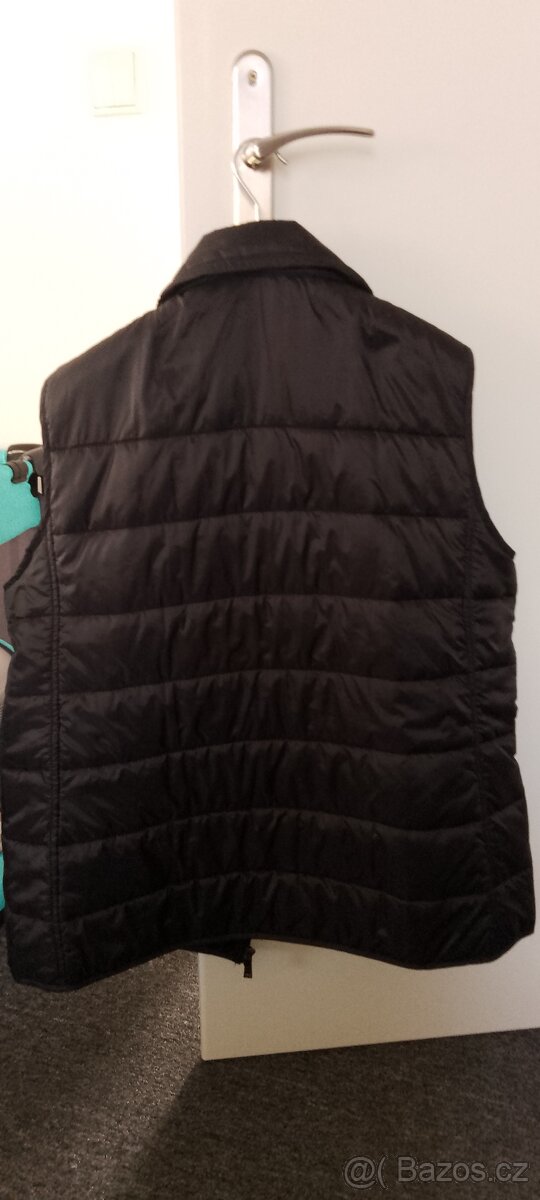 Vesta černá, vel. 48/50 - 4