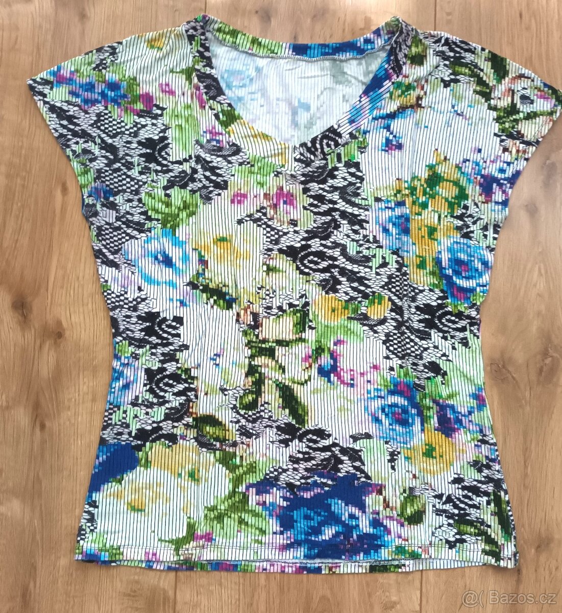 Prodám šaty /top + sukně/- - 4