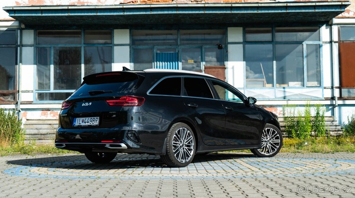 Kia Ceed SW 1.5 T-GDi GT-Line - 4