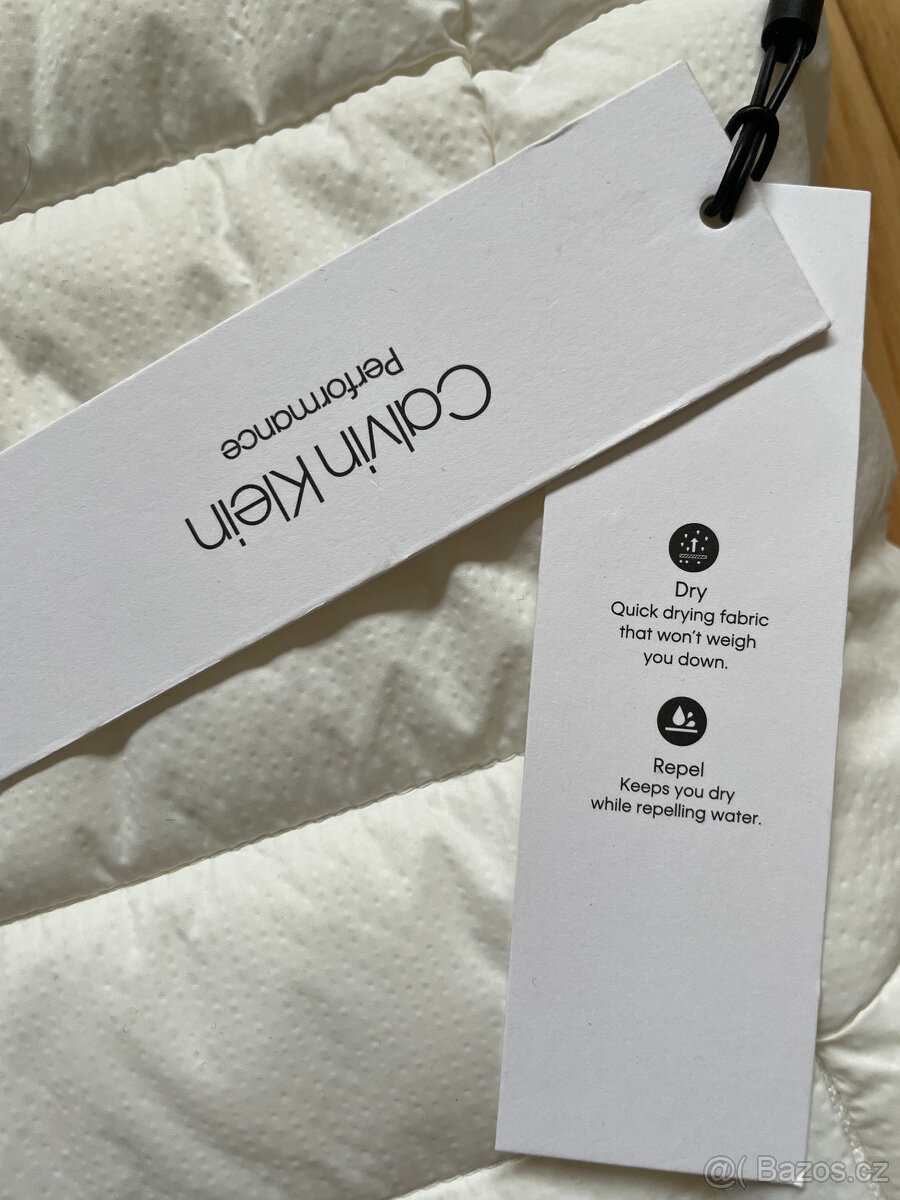 Nová bílá prošívaná vesta Calvin Klein Performance M - 4