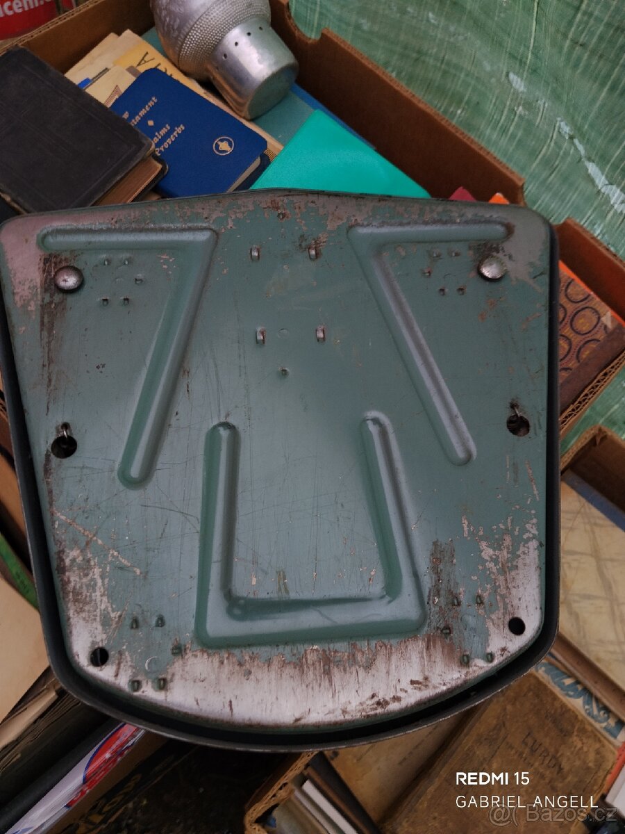 Stará kovová osobní váha - 4