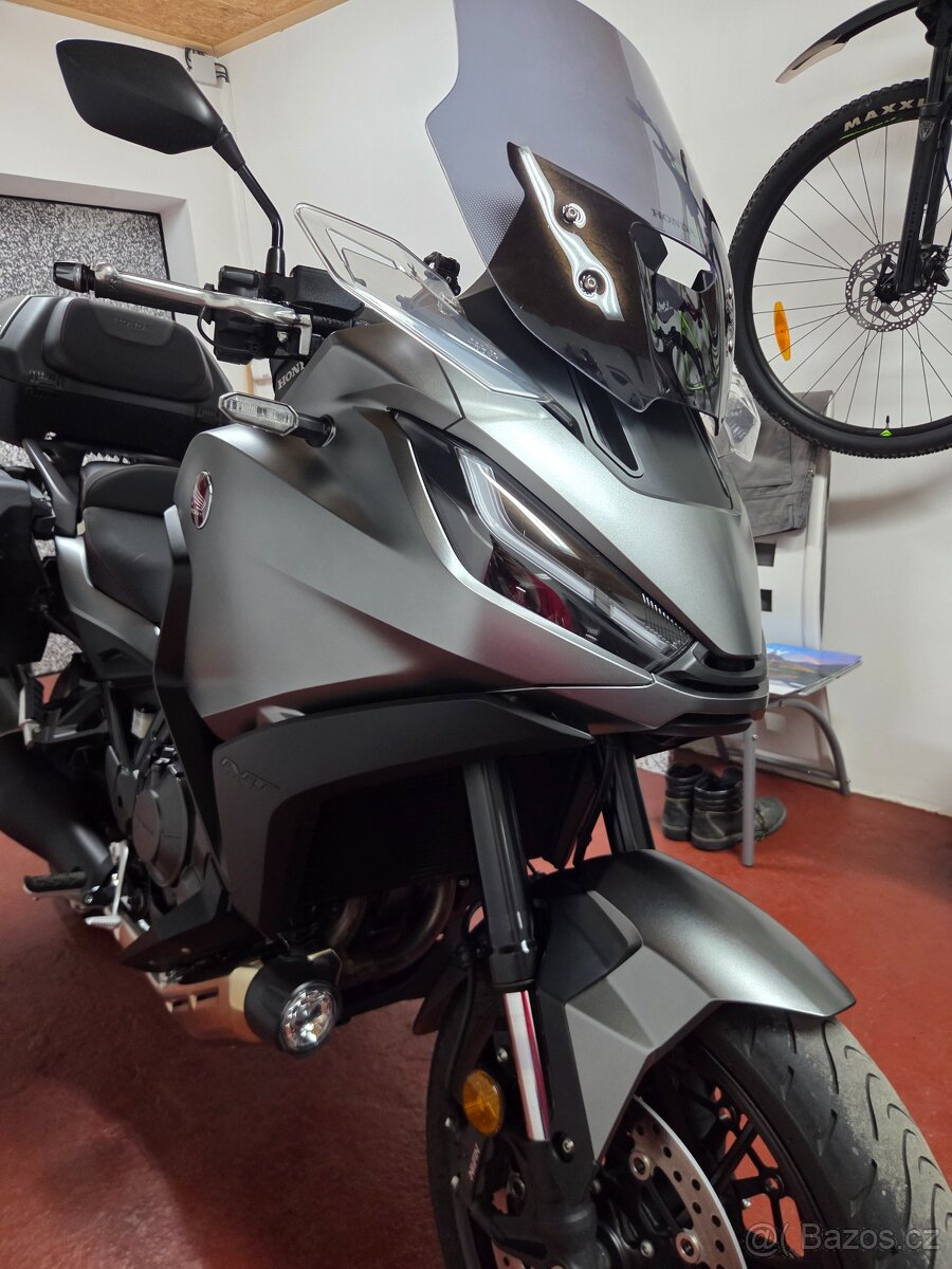Honda NT1100A - 4