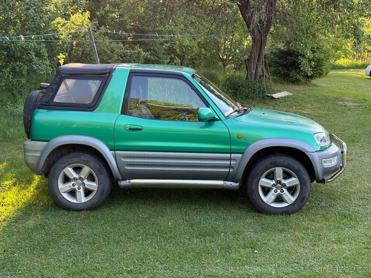 Toyota RAV 4 - 4