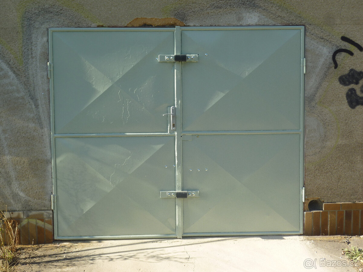 Pronájem garáže Plzeň Jateční ( za železničním mostem ) - 4