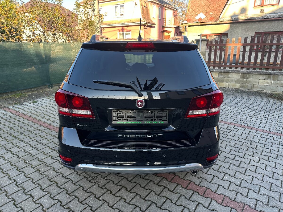 Fiat Freemont 2.0 125kW 2015 99253km CROSS 4x4 automat - 4