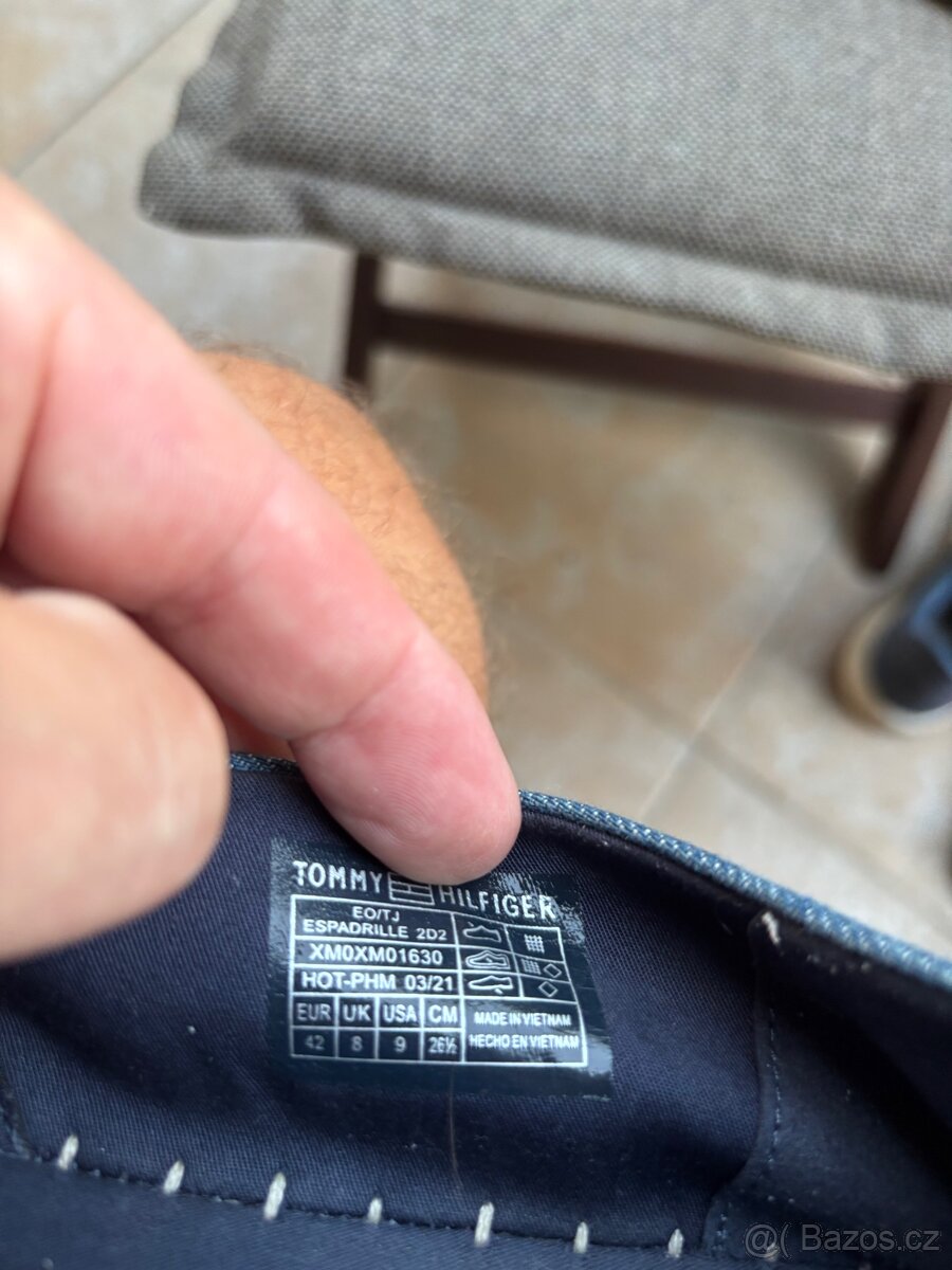 Prodám boty Tommy Hilfiger velikost 42 - 4