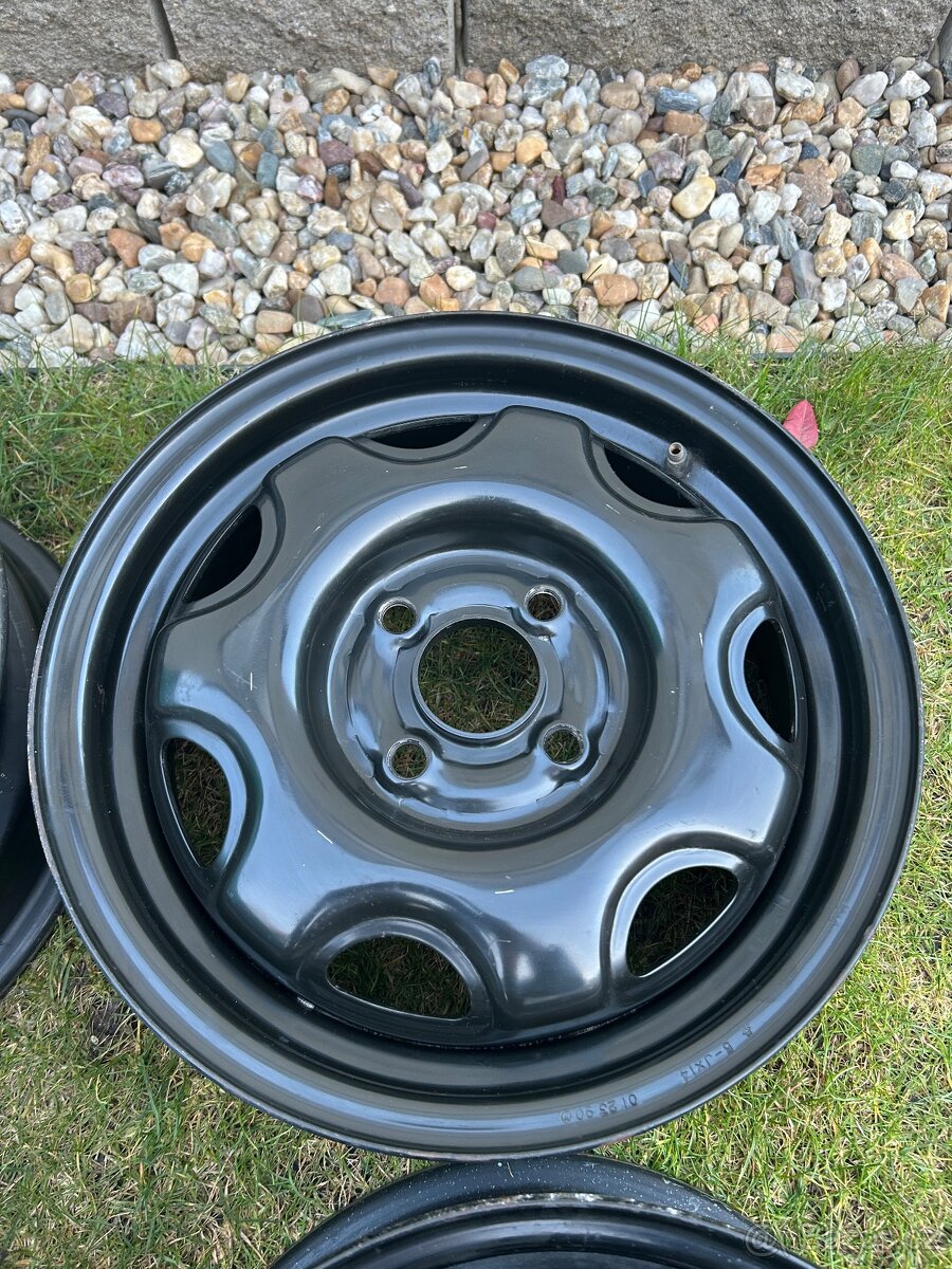 Plechové disky 14” s poklicemi - 4