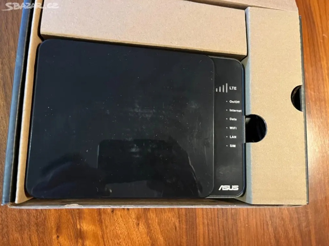 Asus 4G-N12 LTE Wi-Fi router pro všechny operátory - 4