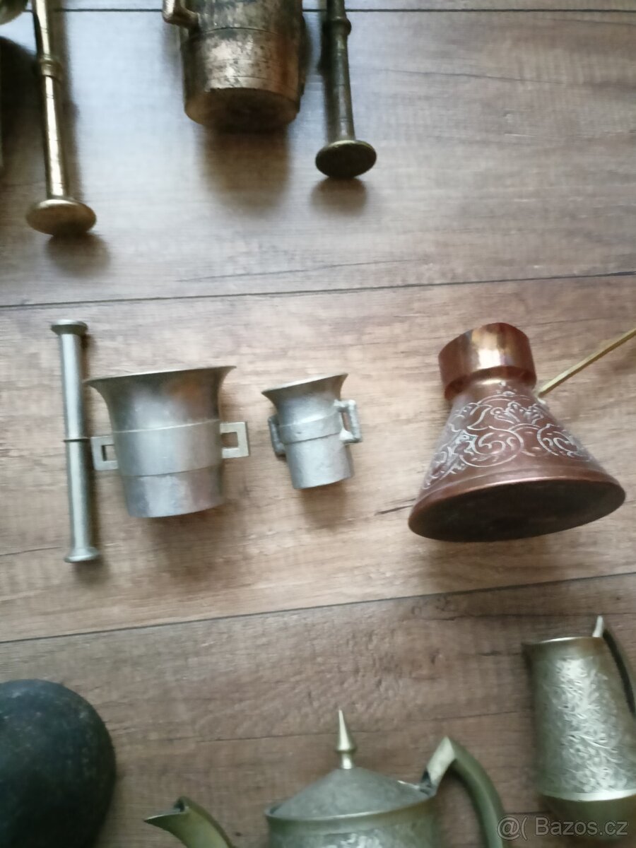 Hmoždíř,džezva,svícen,konvice,alpaka. - 4