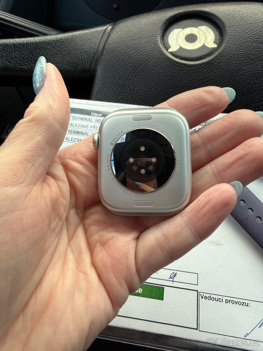 Apple Watch Series 11 GPS + Cellular 46mm Stříbrný hliník s - 4