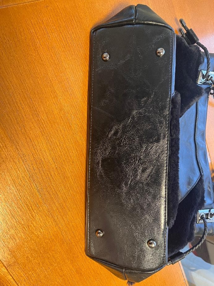 Kabelka s kožíškem - 4