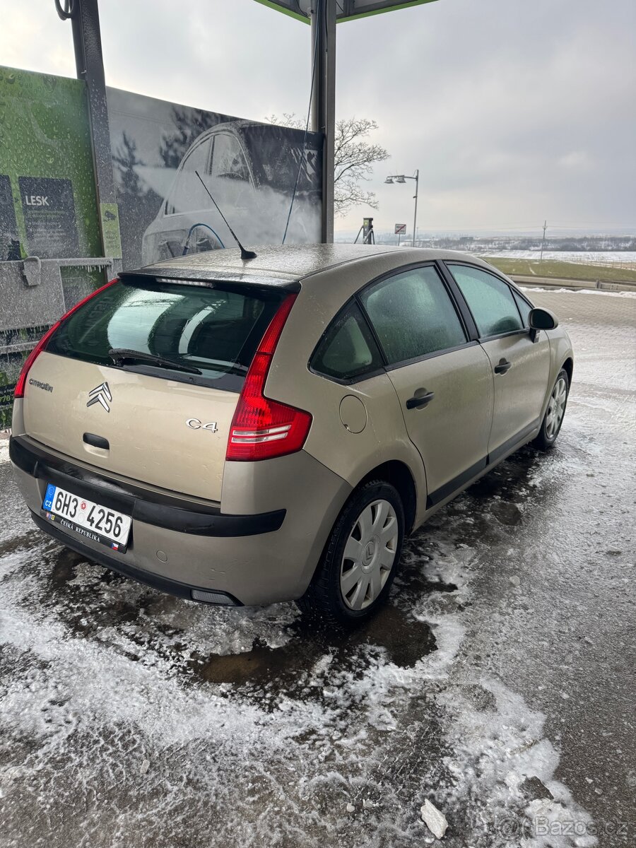 Citroën C4 - 4