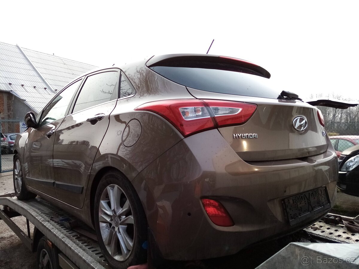 Hyundai i30 1,6crdi 81kW,r.v.2014 - 4