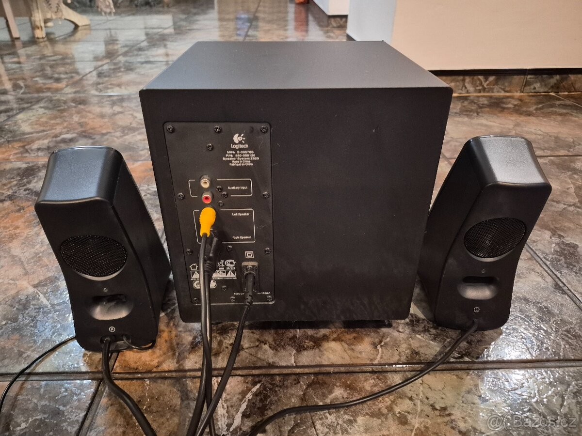 Reproduktory Logitech Z523 2.1 - 4