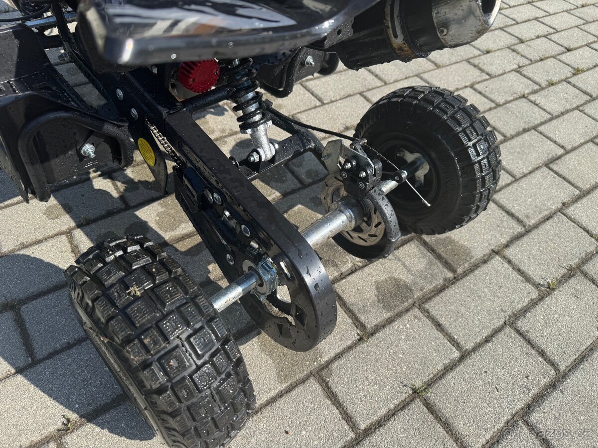Dětská čtyřkolka 50 ccm