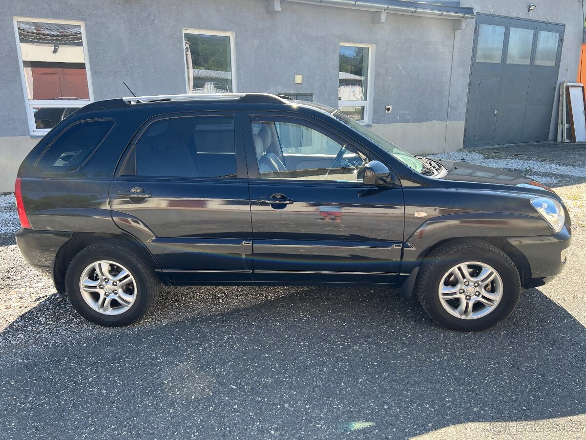 Kia Sportage 2.0 CRDi 4x4 KŮŽE DIGIKLIMA TAŽNÉ ZAŘ. - 4