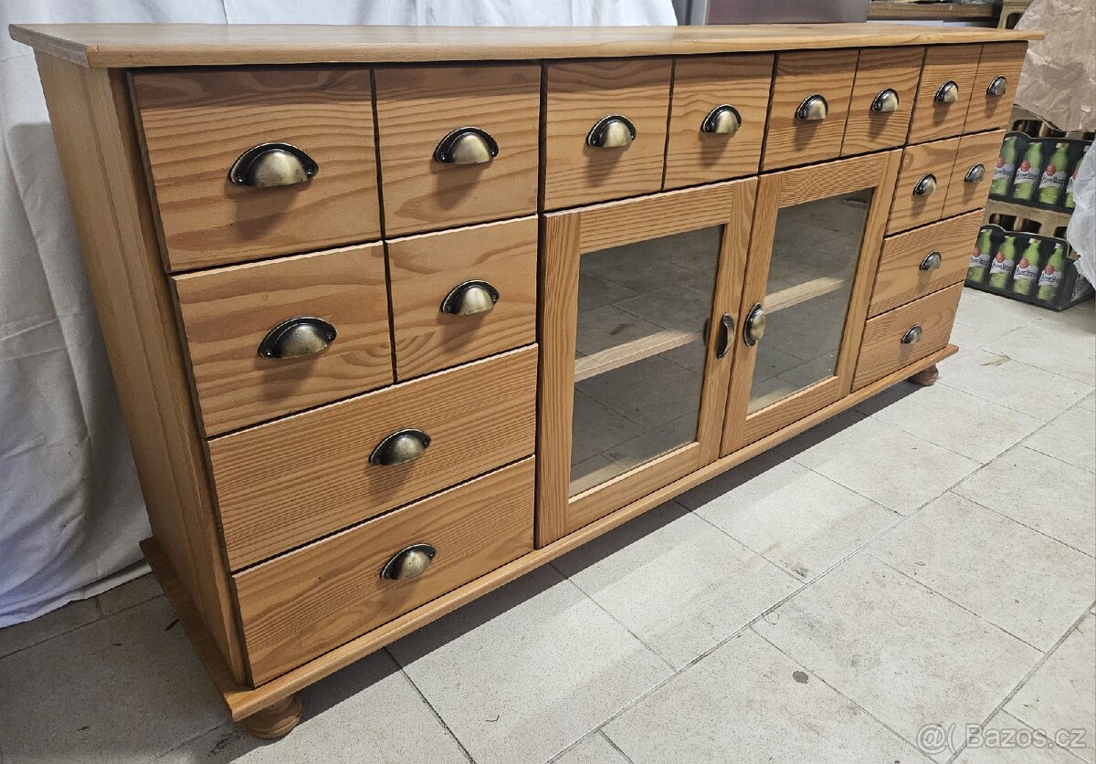Velká dřevěná komoda (délka 176 cm) - 4