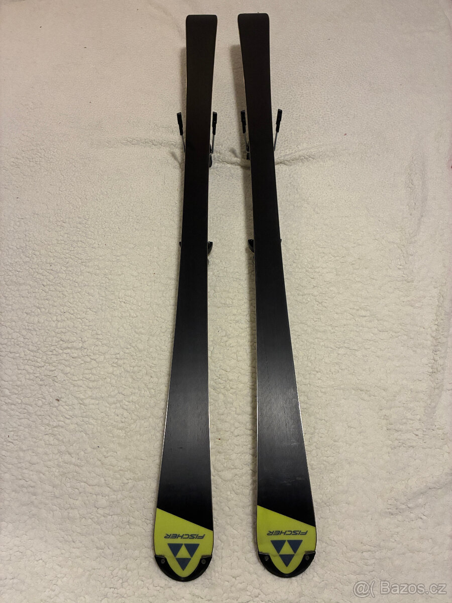 Lyže Fischer RC4 - 4