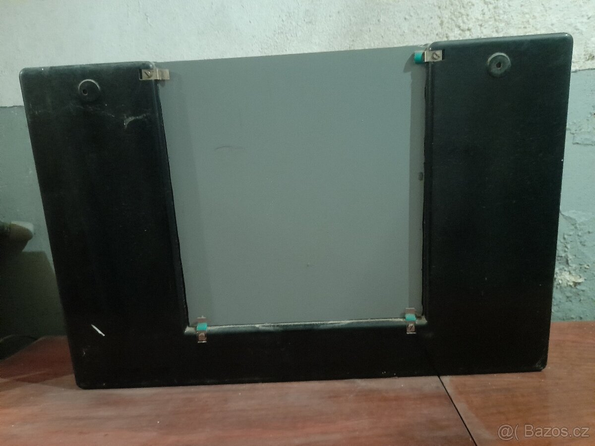 Retro koupelnová skříňka - 4