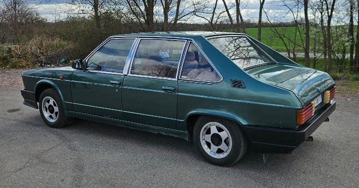 Tatra 613/4 karburátor - 4