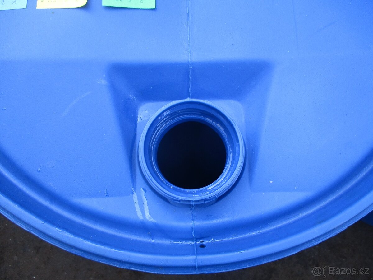 Plastové sudy 130l - 4