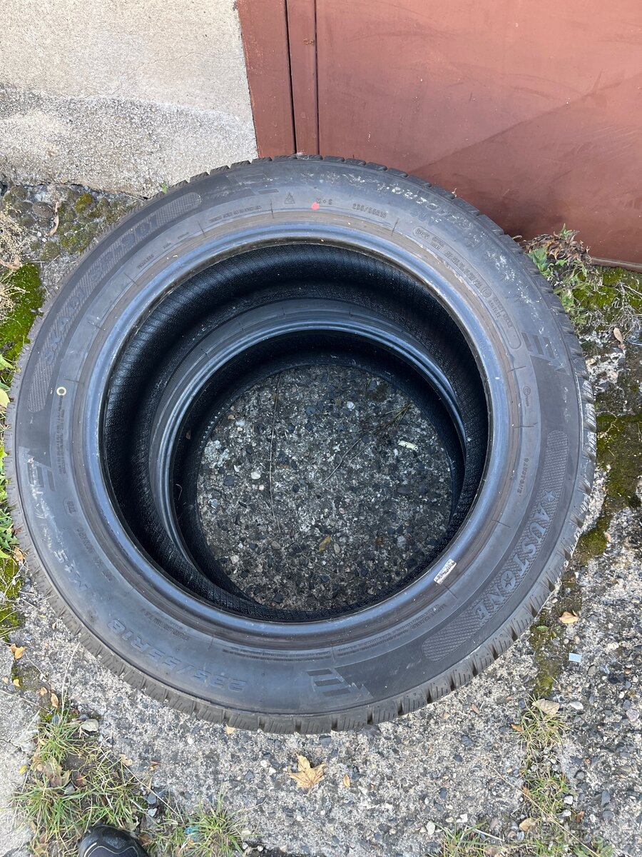 Zimní pneu 235/55/18 - 4