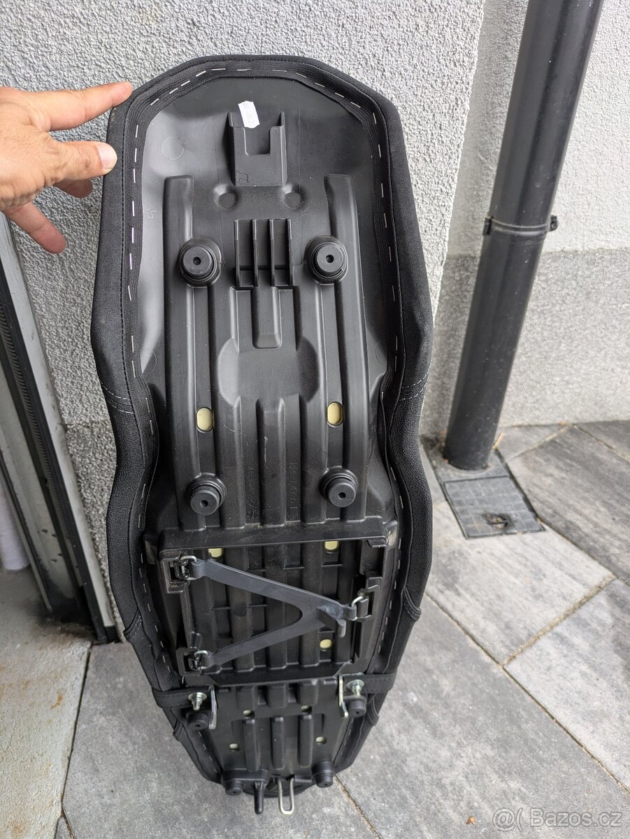 Yamaha Tenere 700 - 4
