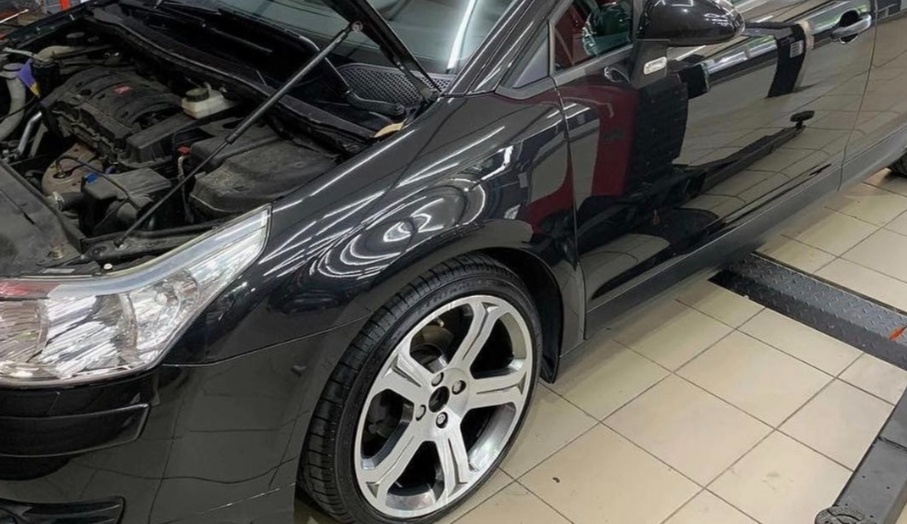 Prodám sadu kol Licanbur R18 na Peugeot - 4