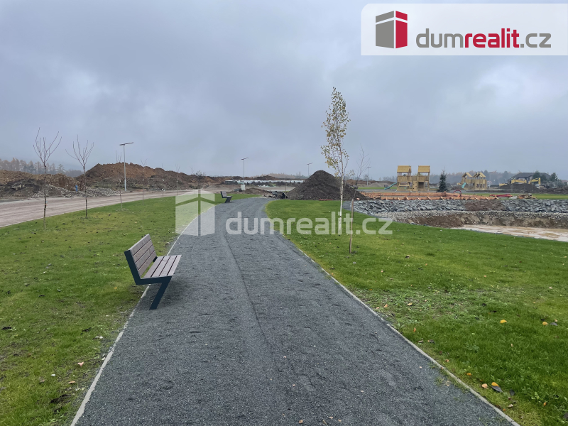 Prodej exkluzivních pozemků k výstavbě rodinných domů v obci - 4