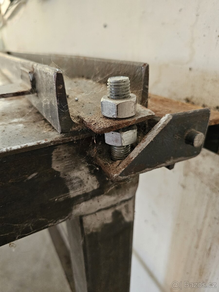 Svařovací stůl - 4