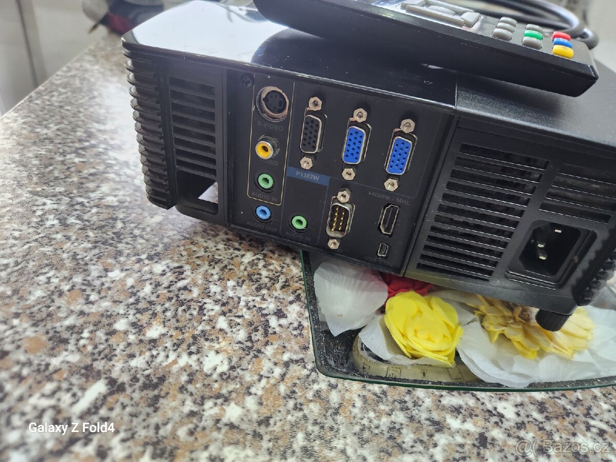 Acer p1387 w 4500 lumenů - 4