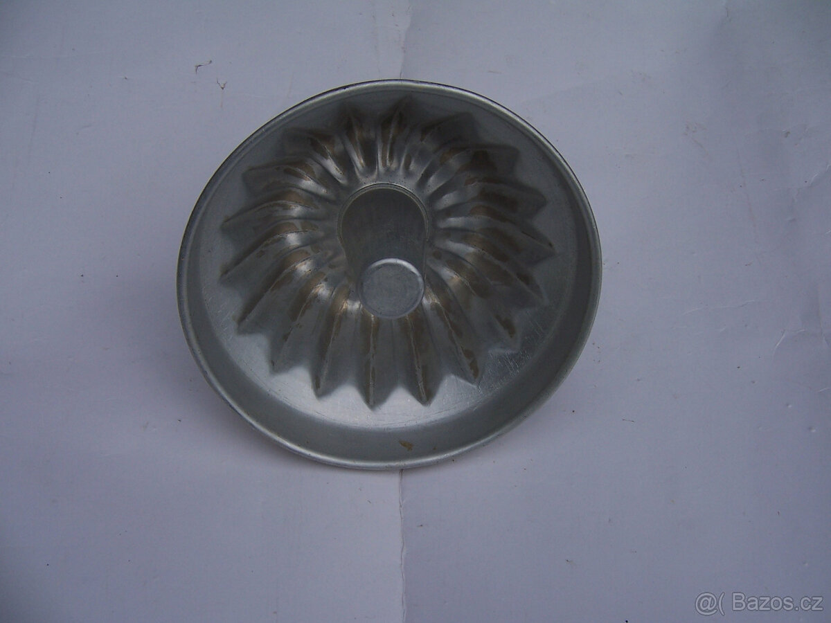 hliníkováí forma na bábovku - 4